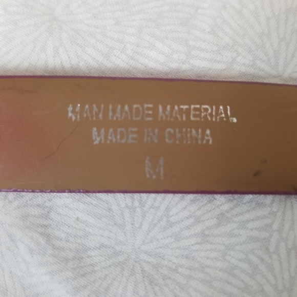 Croc embossed lavender purple faux leather belt  silver buckle fairy coquette M - Picture 3 of 6